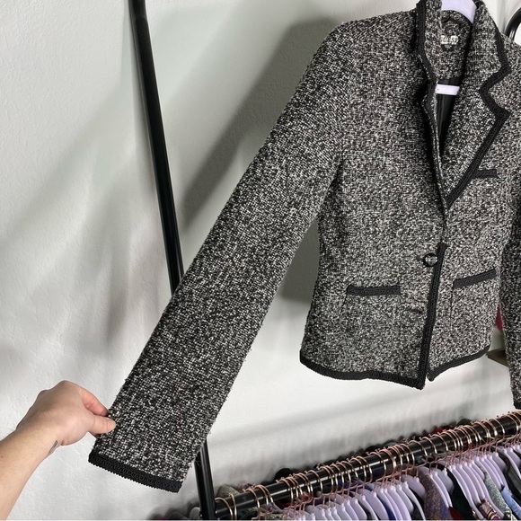 GUESS Los Angeles Black & Gray Boucle Tweed Blazer - Picture 11 of 11